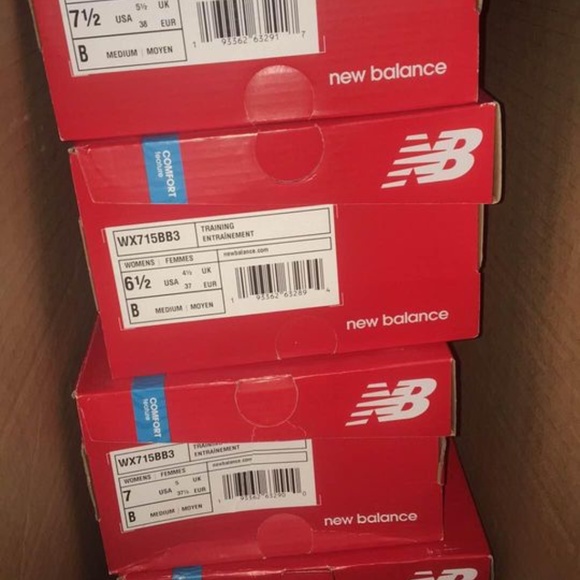 BRAND NEW women new balance 715v3 training shoes US 6.5 & US 8.5 - Picture 9 of 9